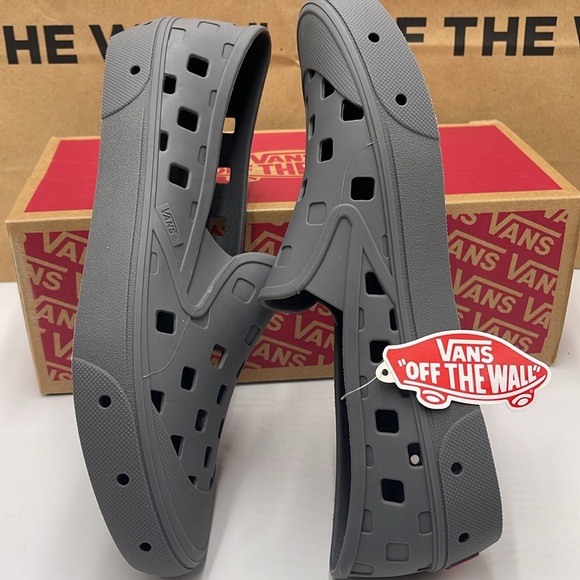 Vans Men’s Slip-On Trk Pewter
VNA5HF8PWT
Sneakers - Picture 11 of 16